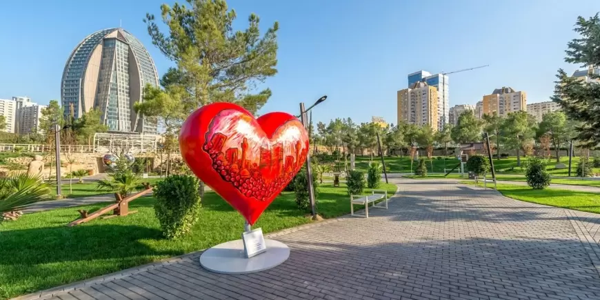 Bakıda söküntüsü aparılan bu binaların yerində park tikiləcək - Rəsmi açıqlama