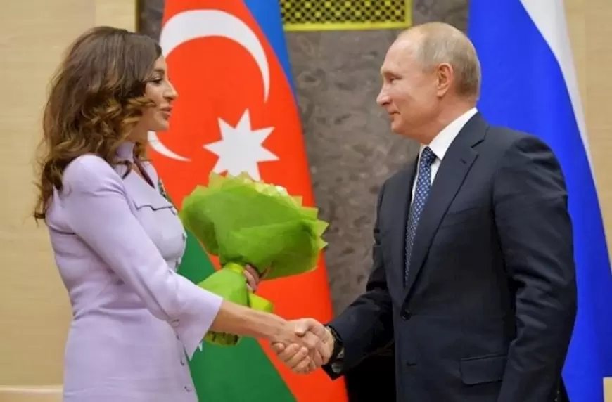 Putin Mehriban Əliyevanı təbrik etdi