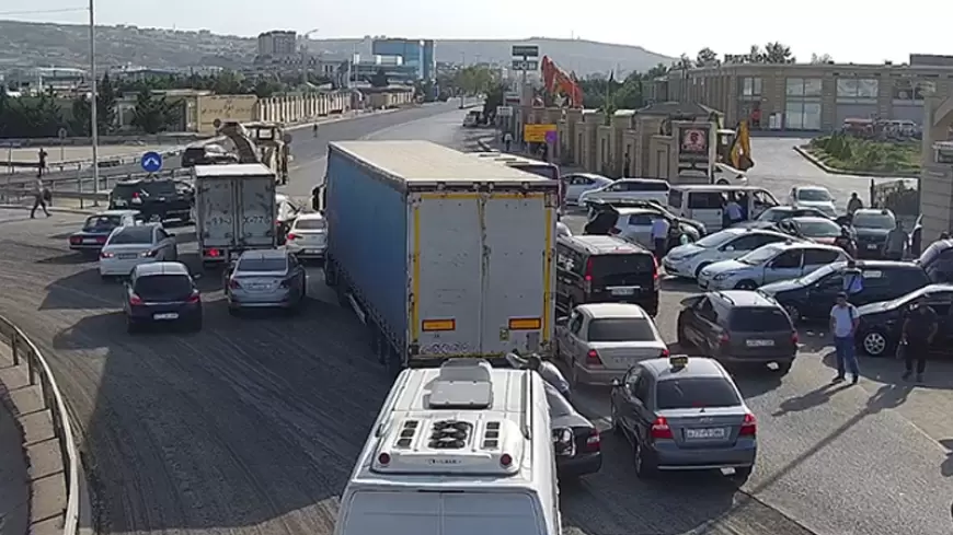 Bakının cənub girişi bağlandı (FOTO)